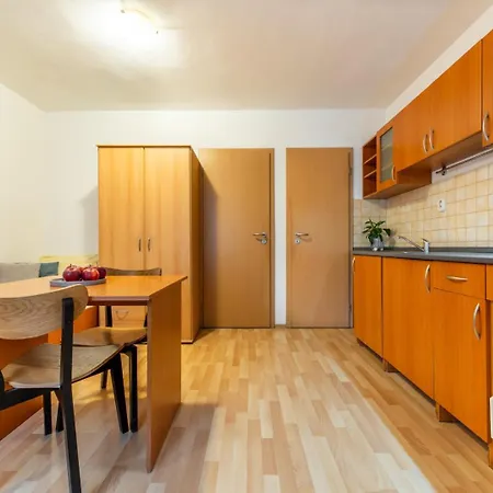 Albergue Ubytovňa Dorm Residences Dlhá