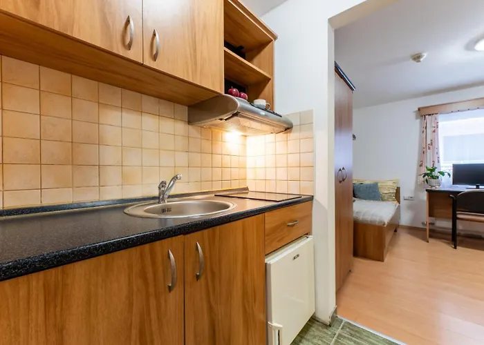 Dorm Residences Dlha