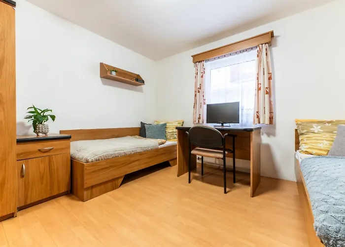 Dorm Residences Dlha Hostel