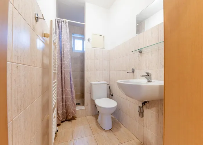 Hostel Dorm Residences Dlha Stupava